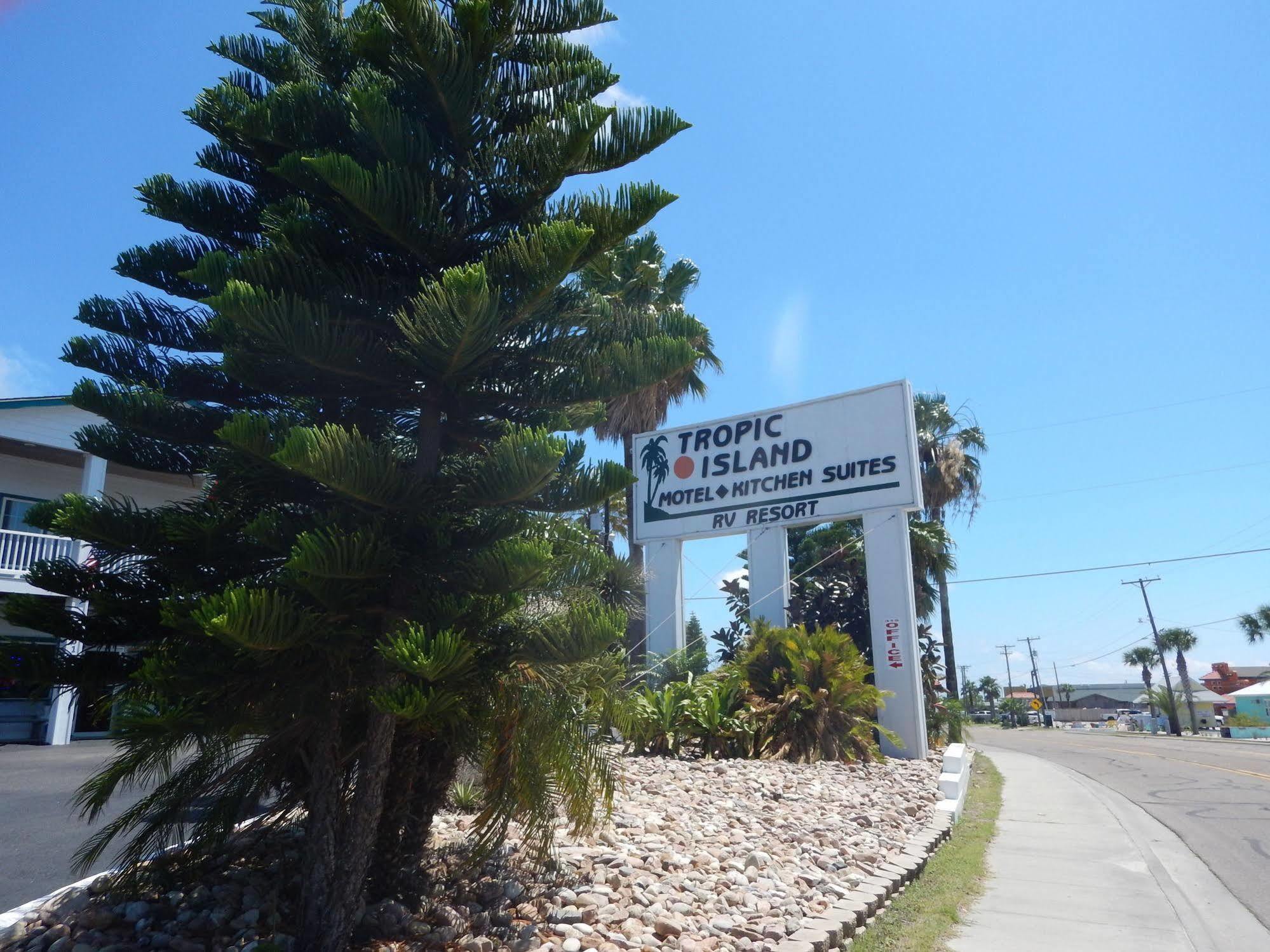 Tropic Island Resort Πορτ Αράνσας Εξωτερικό φωτογραφία